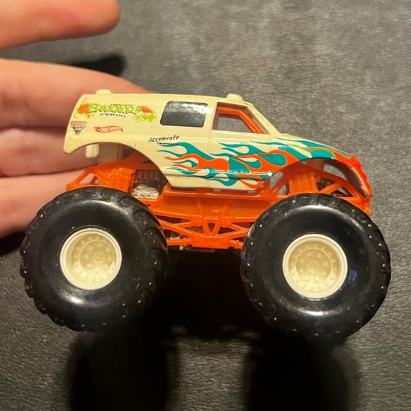 2003 HOT WHEELS MONSTER JAM 1:64 THE ERADICATOR (METAL BASE) - Picture 6 of 6